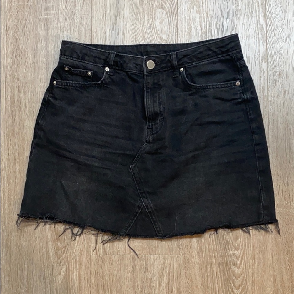 H&M Black Jean Skirt Mini Size 6